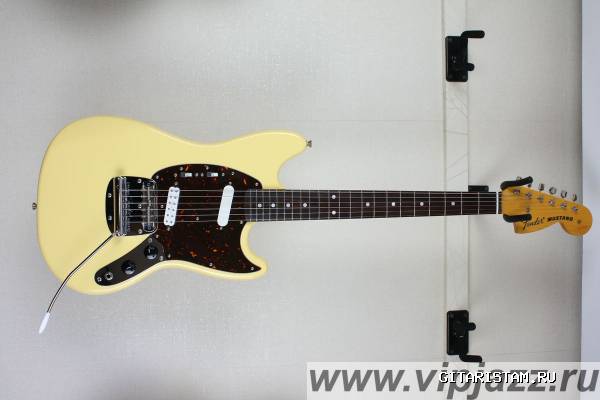 FENDER MUSTANG MG-69 JAPAN 2004 () - 