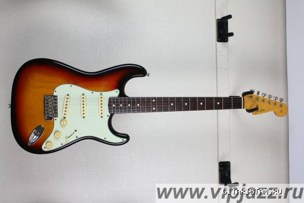 FENDER JAPAN STRATOCASTER ST6 () - 